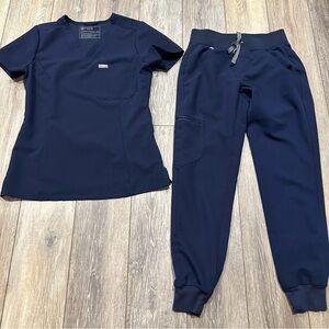 Figs Navy Slim Catarina and Zamora Petite Scrub Set XXS